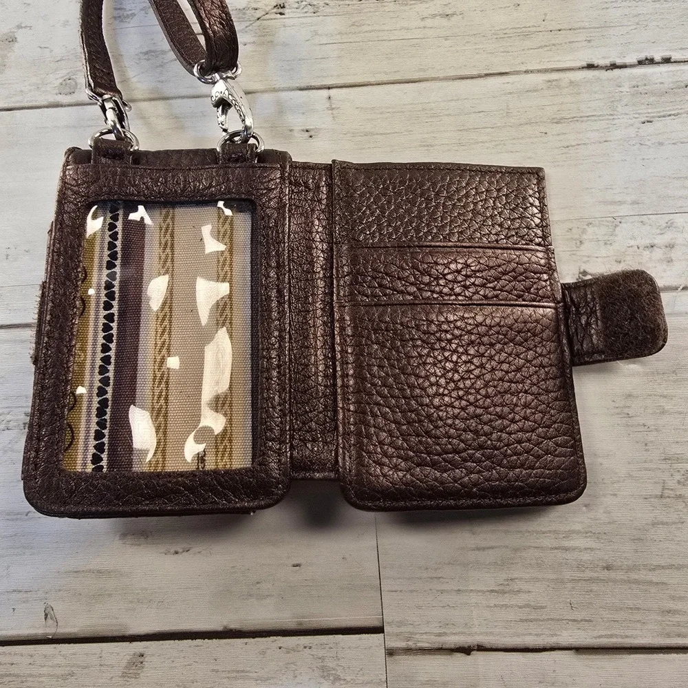 Brighton Bronze Pebbled Leather Crossbody Cell Phone Wallet Purse Silver Scroll